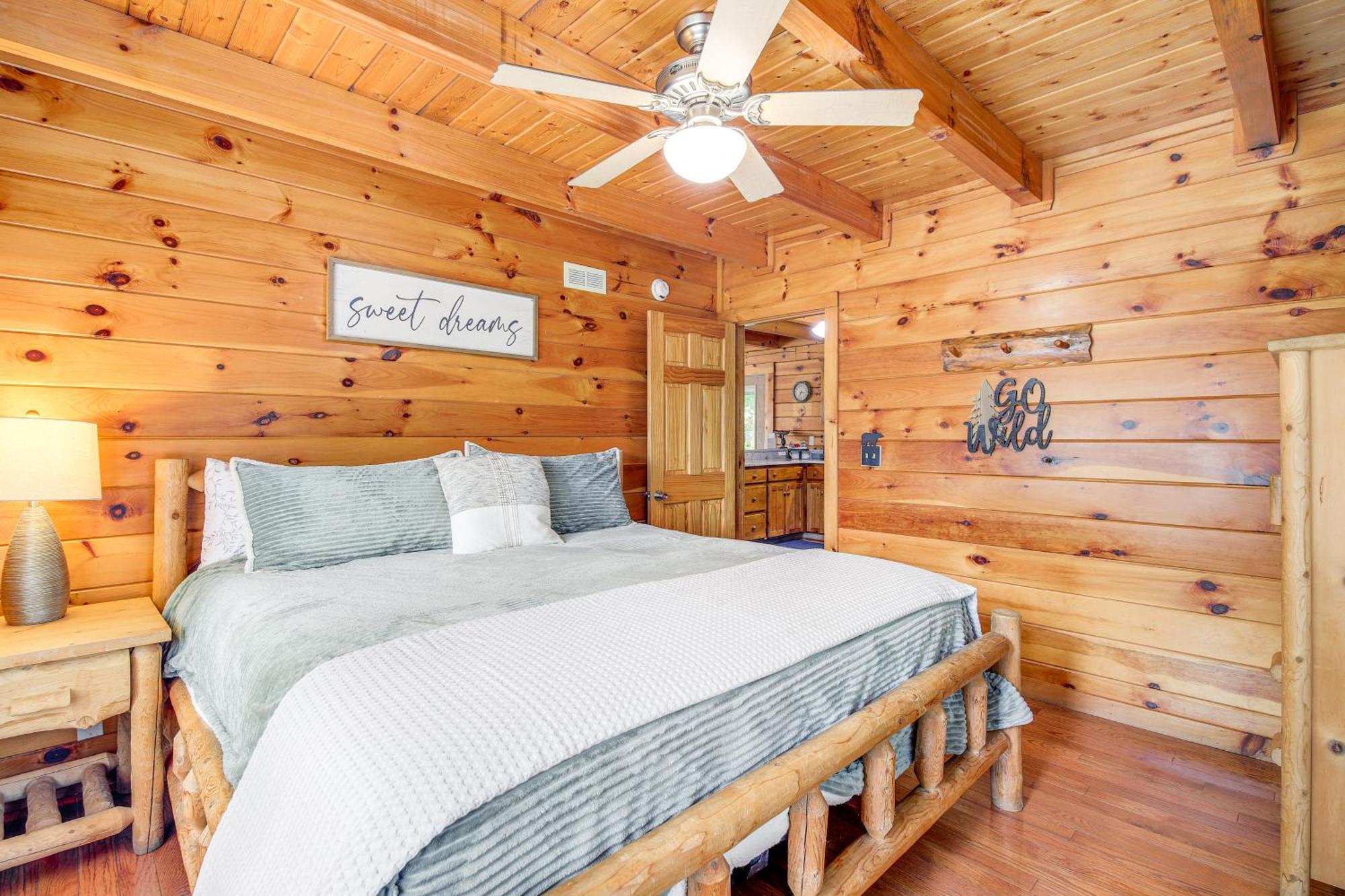 Pigeon Forge Cabin Premier Location And Hot Tub Exterior foto