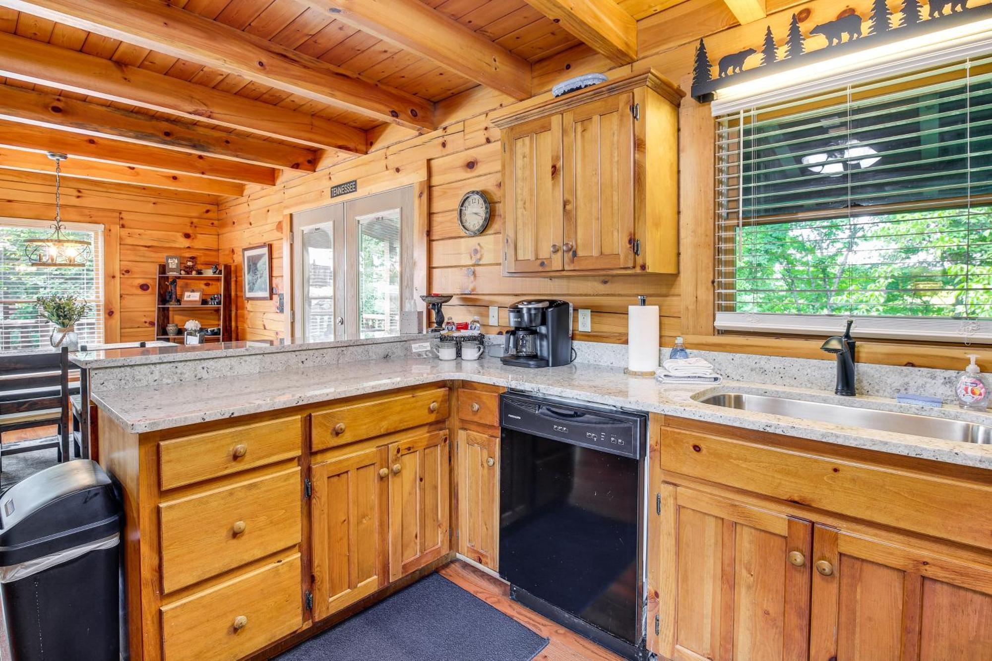 Pigeon Forge Cabin Premier Location And Hot Tub Exterior foto